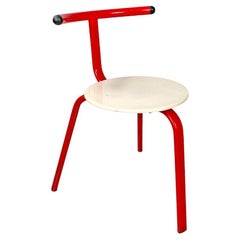 Italian post-modern three legged red and white metal chair with round seat 1980s