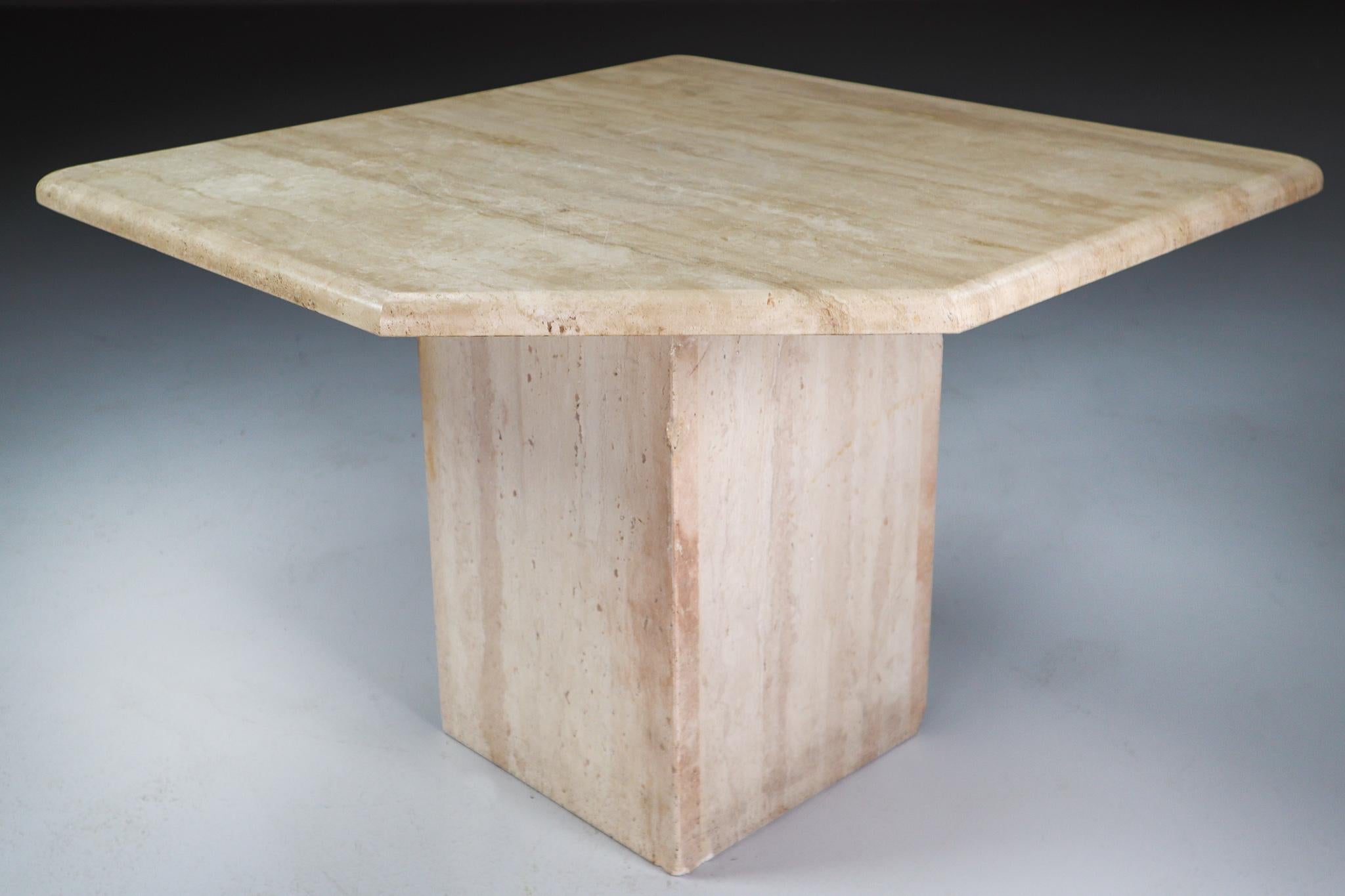 Italian Post-Modern Travertine Side/Coffee Table, 1970s In Good Condition In Almelo, NL