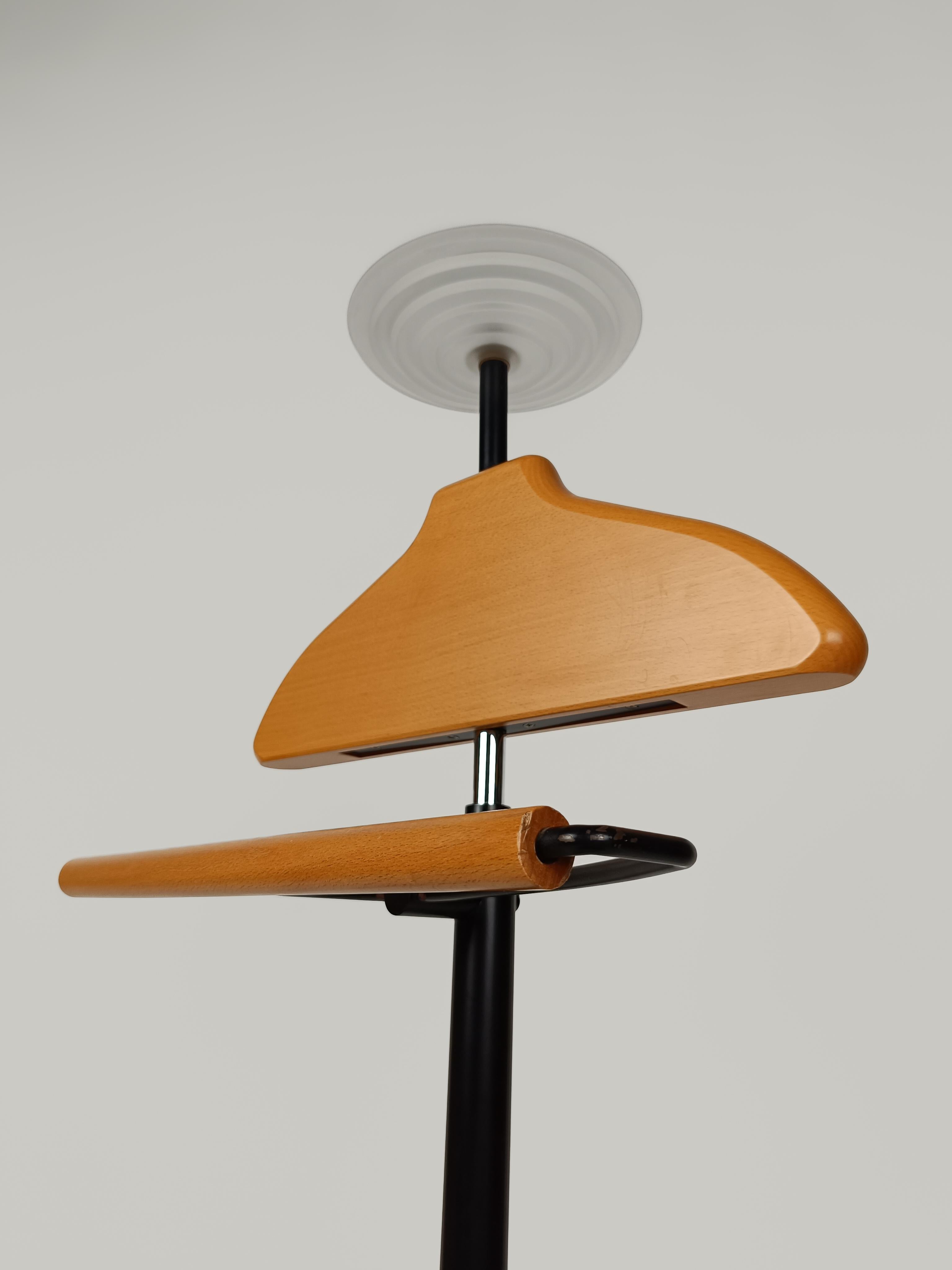 Late 20th Century Italian Post Modern Valet Stand by Fontana Arte Made in Glass, Metal and Beech