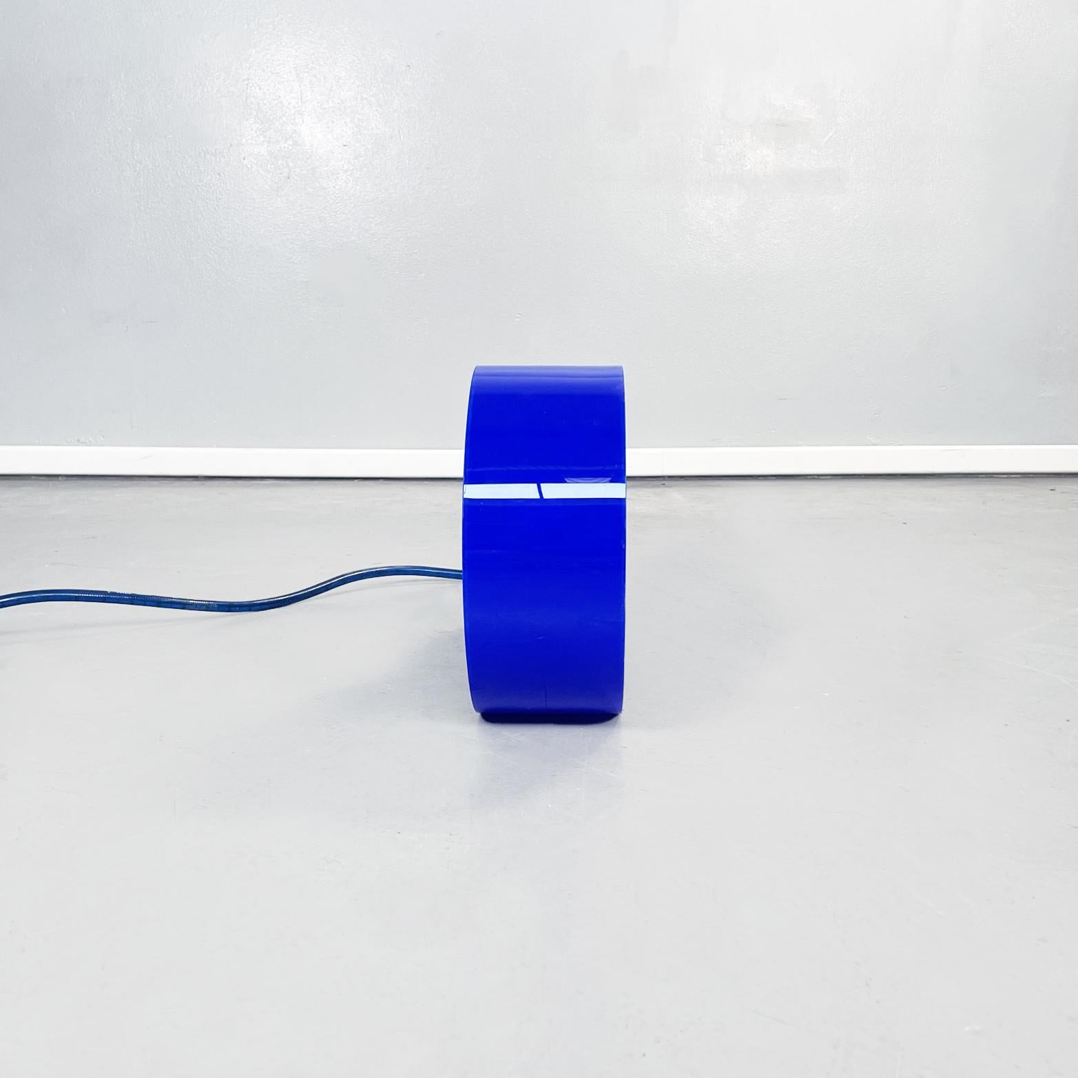 Italian Post-Modern Whistle Led Table Lamp in Blue Plexiglass Marco Lodola, 2000 In Good Condition For Sale In MIlano, IT