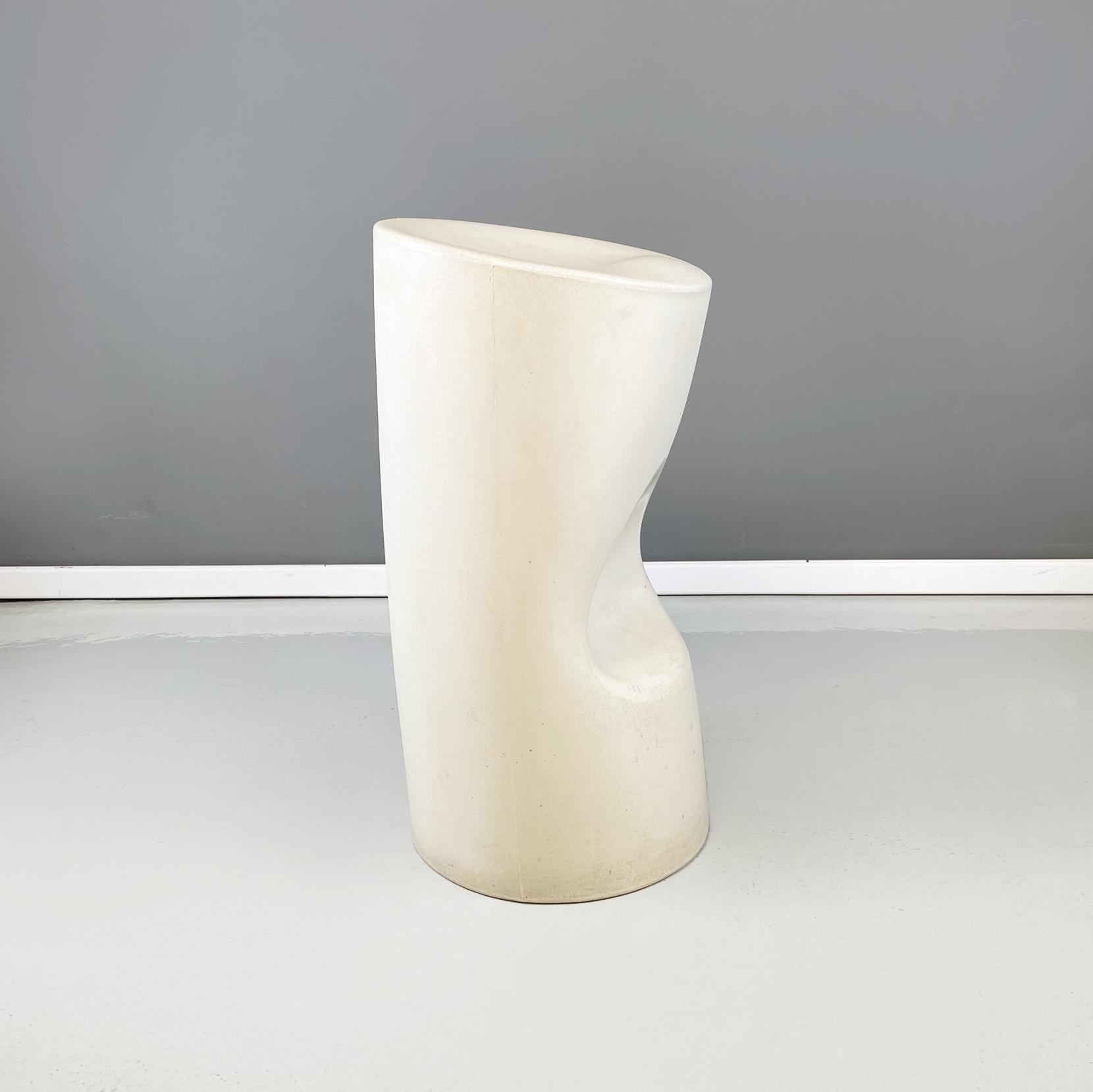 Space Age Italian Post Modern White Plastic Stool Tokyo Pop by Yoshioka Driade, 2000s For Sale