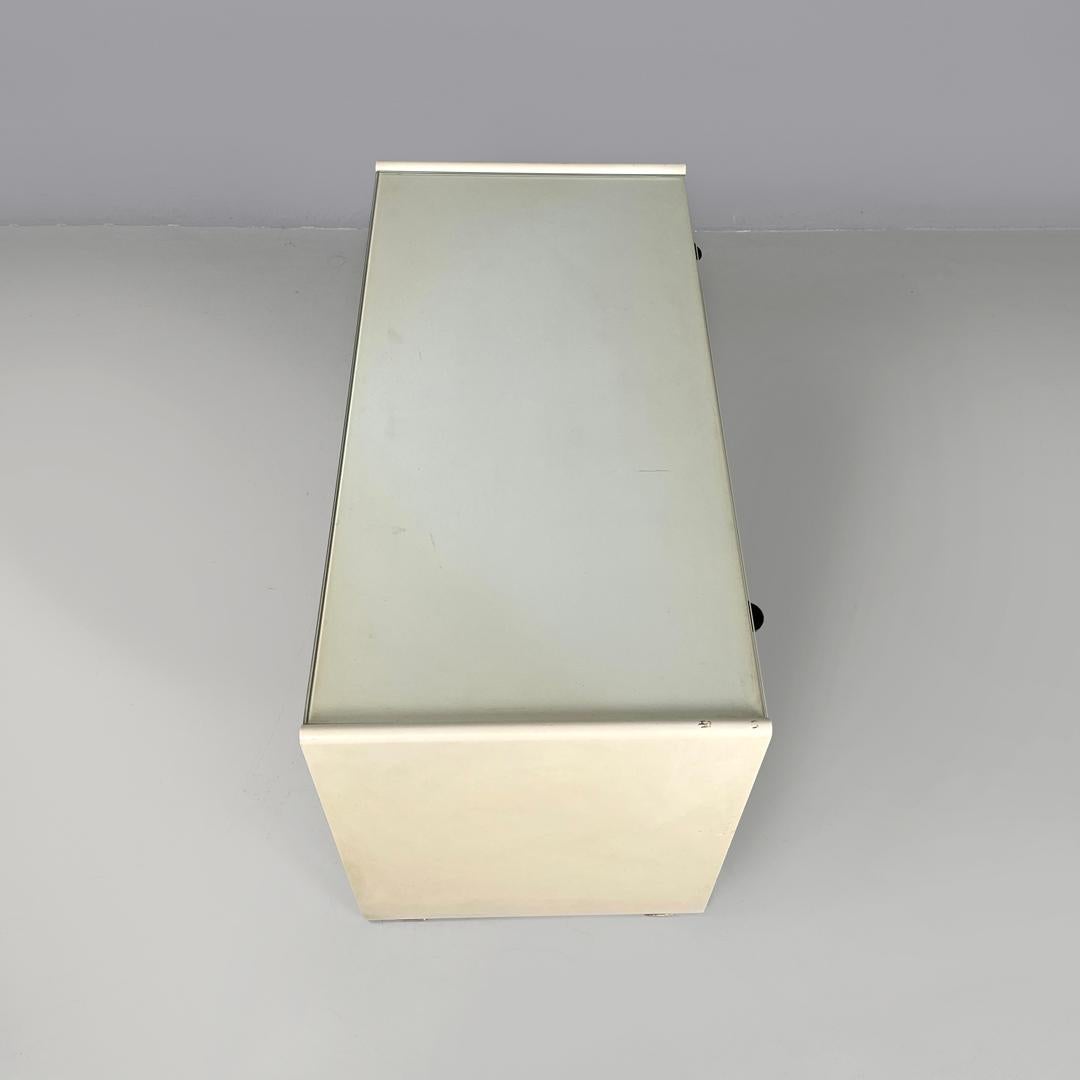 Italian post-modern white wood chest of drawers with black plastic handles 1980s For Sale 2