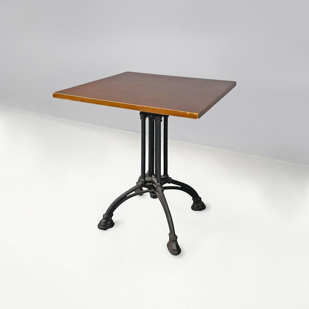 Table de bar italienne post-moderne et décorée en fonte noire, années 1990 État moyen - En vente à MIlano, IT