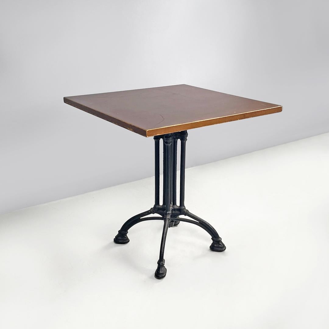 Table de bar italienne post-moderne et décorée en fonte noire, années 1990 État moyen - En vente à MIlano, IT