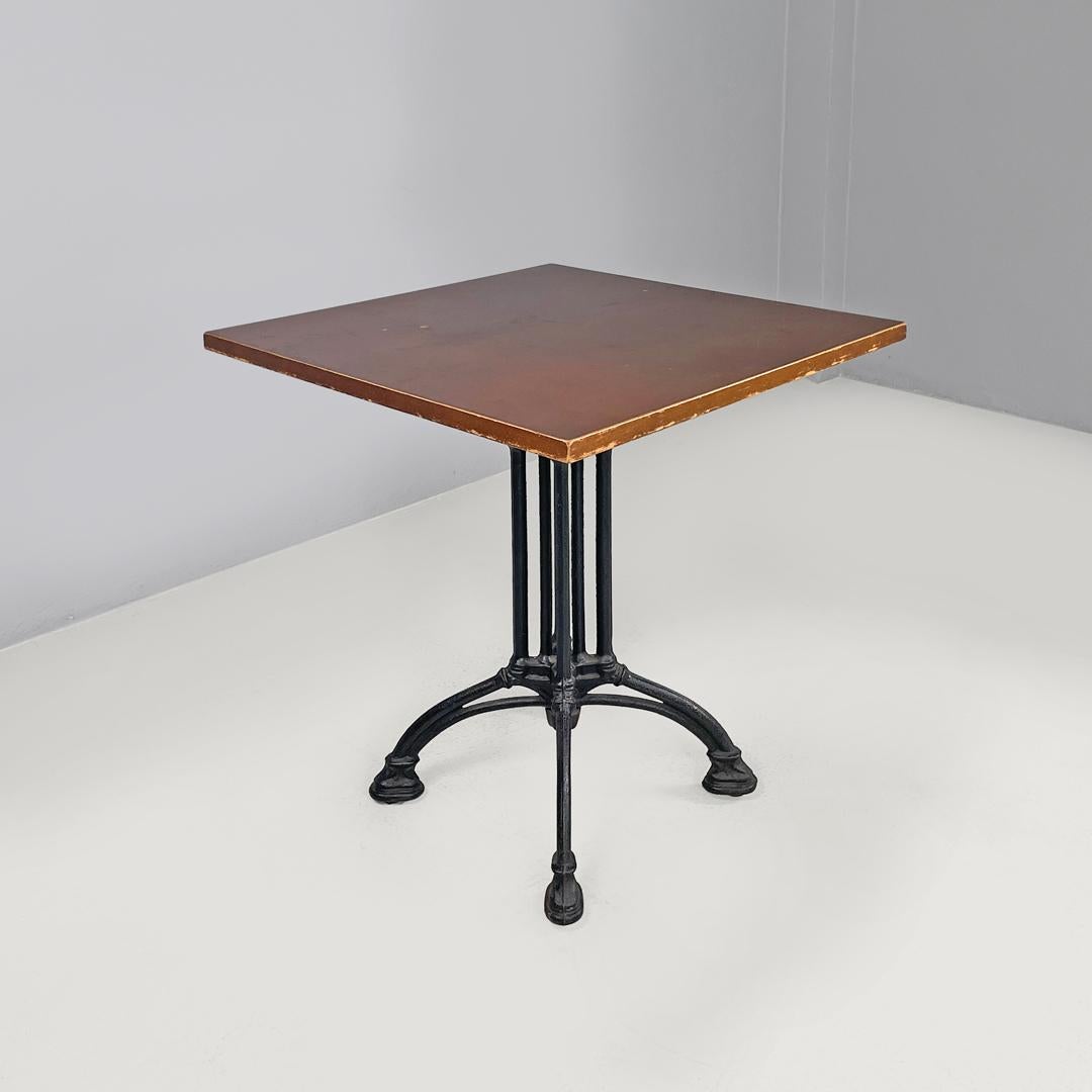 Table de bar italienne post-moderne et décorée en fonte noire, années 1990 État moyen - En vente à MIlano, IT