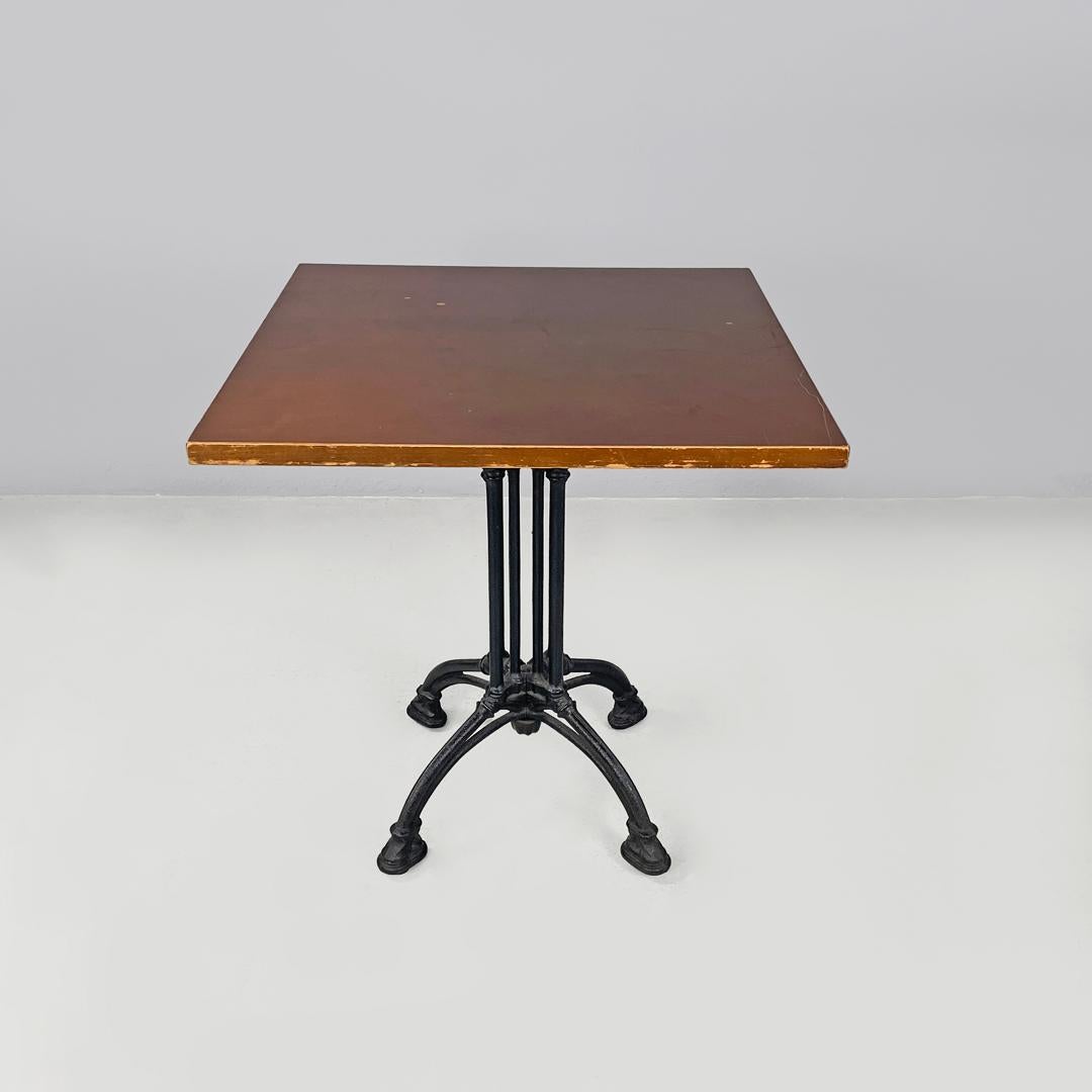 Fer Table de bar italienne post-moderne et décorée en fonte noire, années 1990 en vente