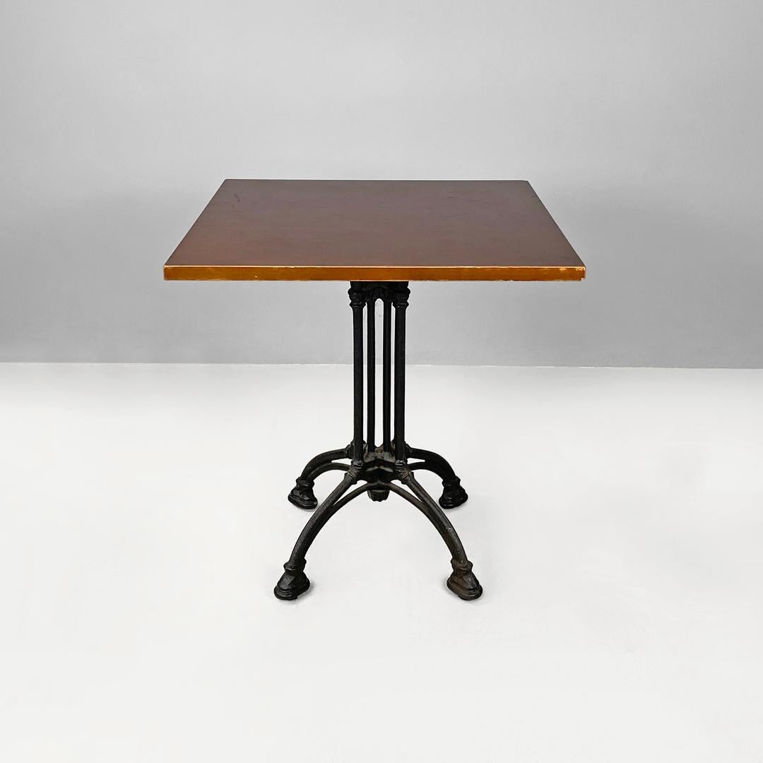 Table de bar italienne post-moderne et décorée en fonte noire, années 1990 en vente 1