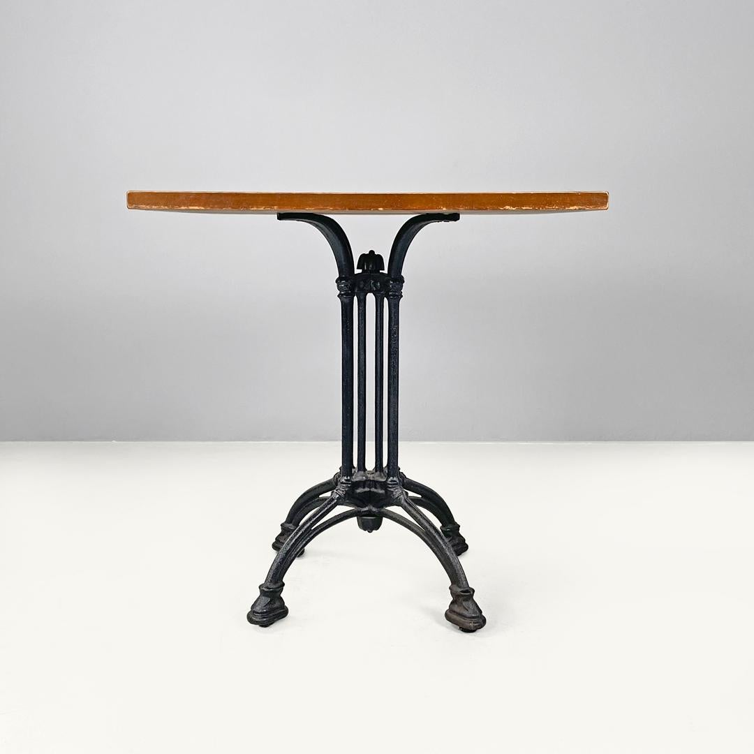 Table de bar italienne post-moderne et décorée en fonte noire, années 1990 en vente 1