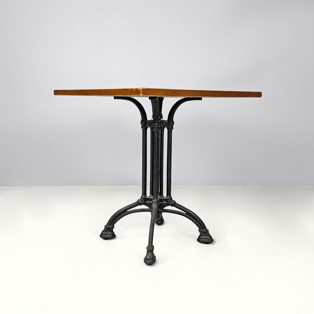 Table de bar italienne post-moderne et décorée en fonte noire, années 1990 en vente 3