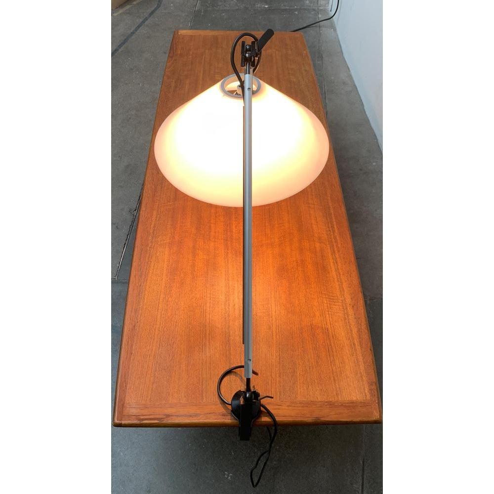 Lampada da tavolo aggregata postmoderna italiana di Enzo Mari & Giancarlo Fassina, anni '70 In condizioni buone in vendita a Hamburg, DE