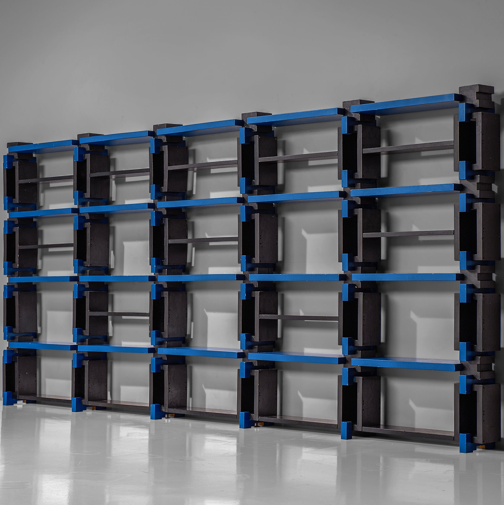 Italian Postmodern Architectural Bookcase in Black and Blue  For Sale