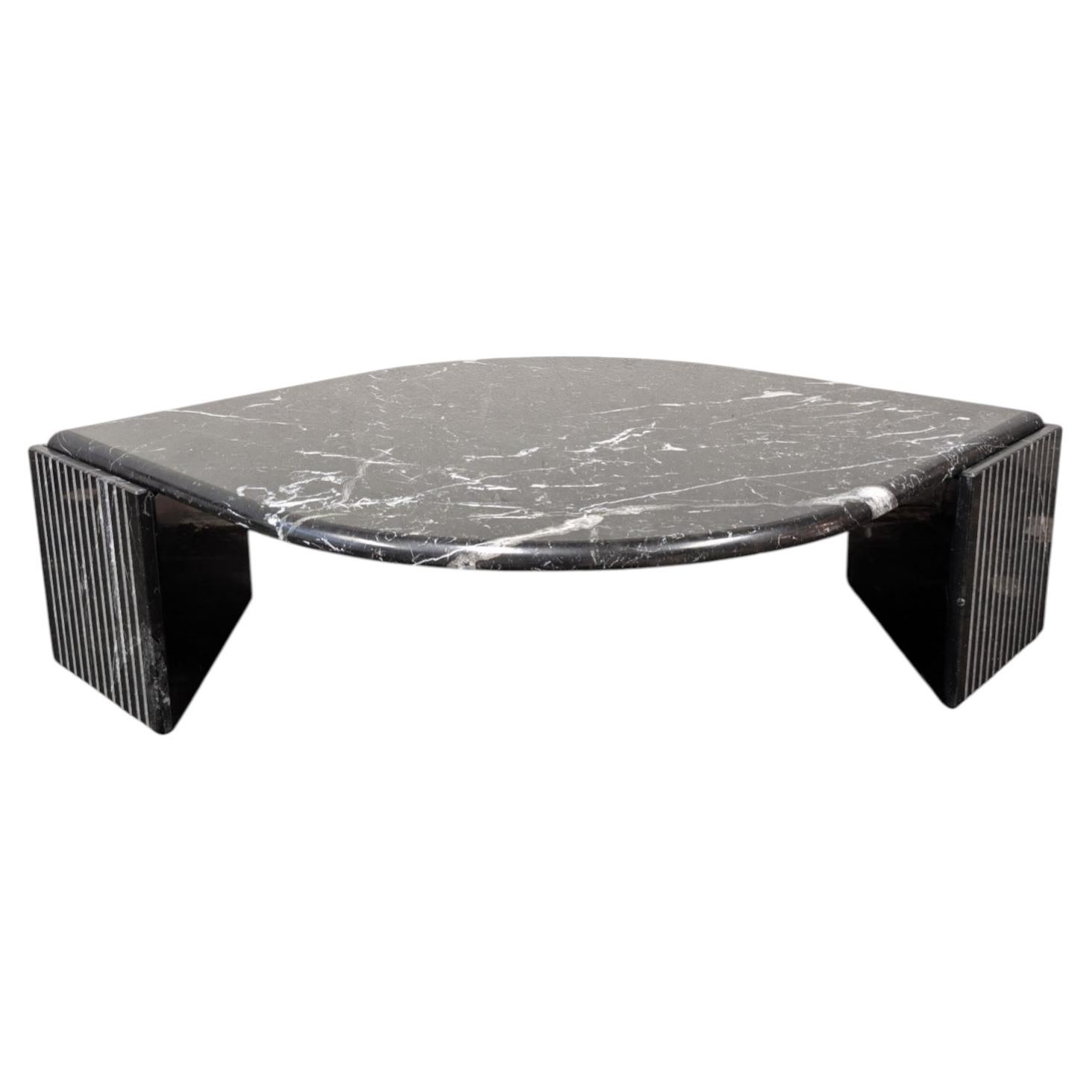 Italian Postmodern Black Marble Sculptural Coffee Table with Fluted Pedestals For Sale