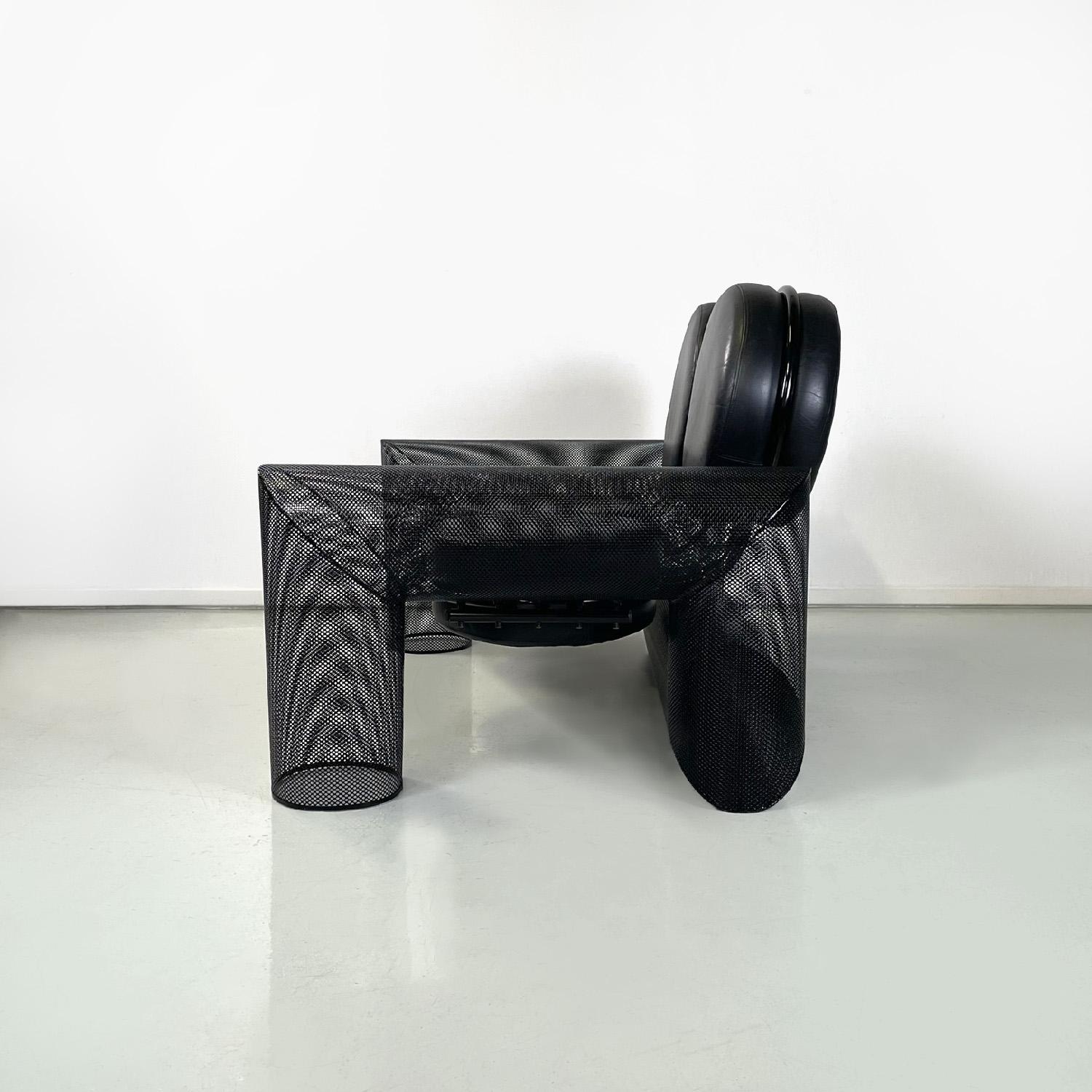 Post-Modern Italian postmodern black sofa Re e Regina by Mario Botta for Alias, 1980s For Sale