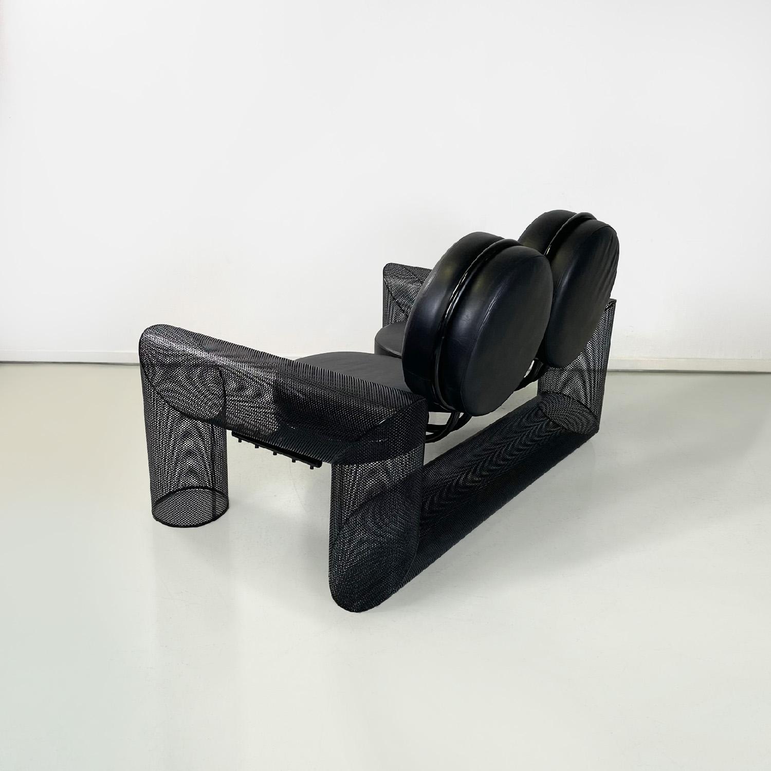 Italian postmodern black sofa Re e Regina by Mario Botta for Alias, 1980s In Good Condition For Sale In MIlano, IT