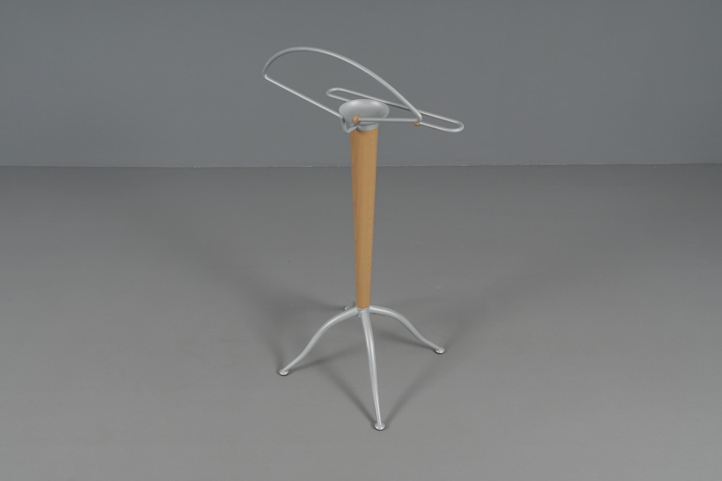 Late 20th Century Italian Postmodern Calligaris Valet Stand, Made in Italy 1980s For Sale