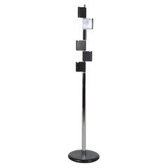 Perchero posmoderno italiano al estilo de Ettore Sottsass