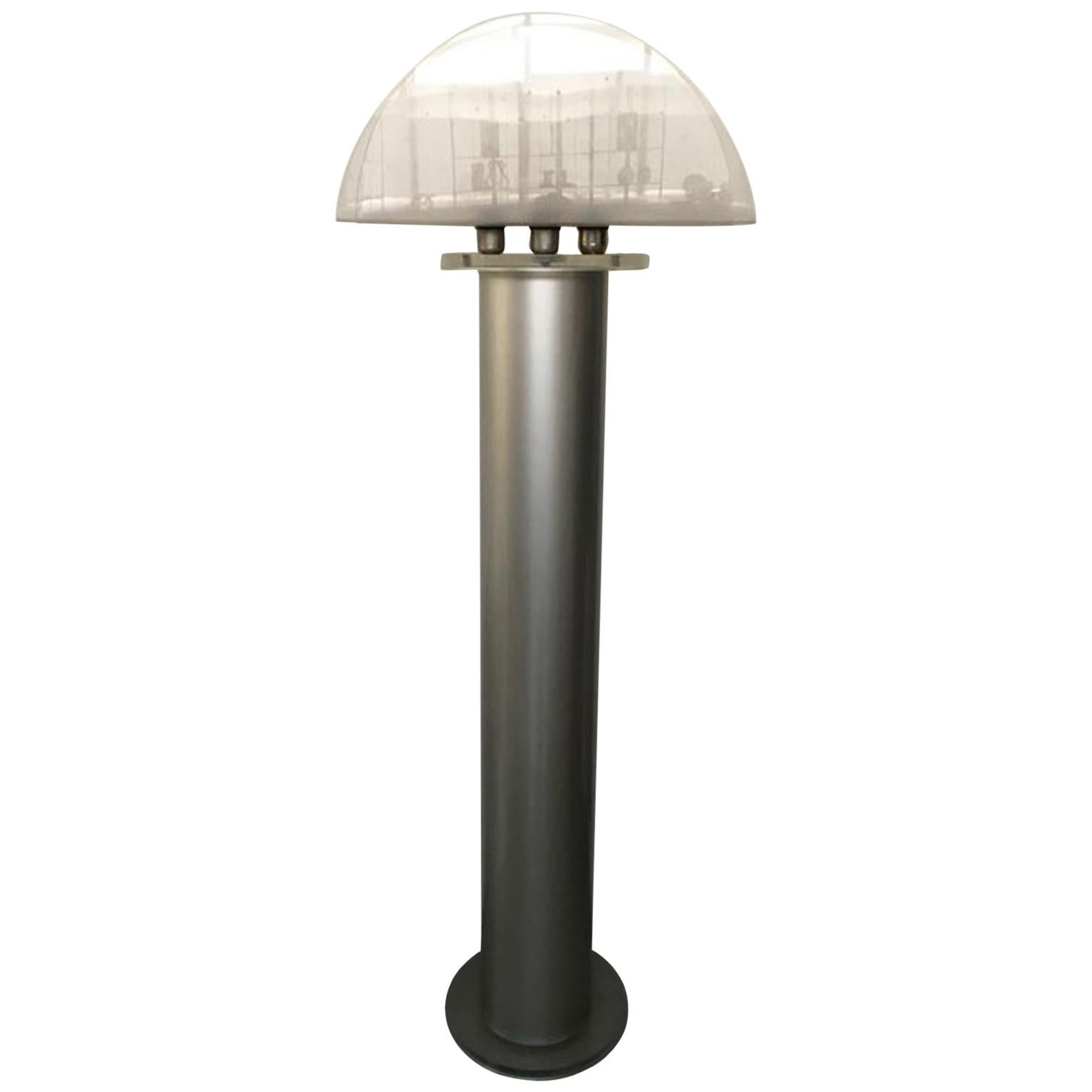 Italian Postmodern Design 1970 Lacquered Aluminium Floor Lamp with Plexiglass For Sale