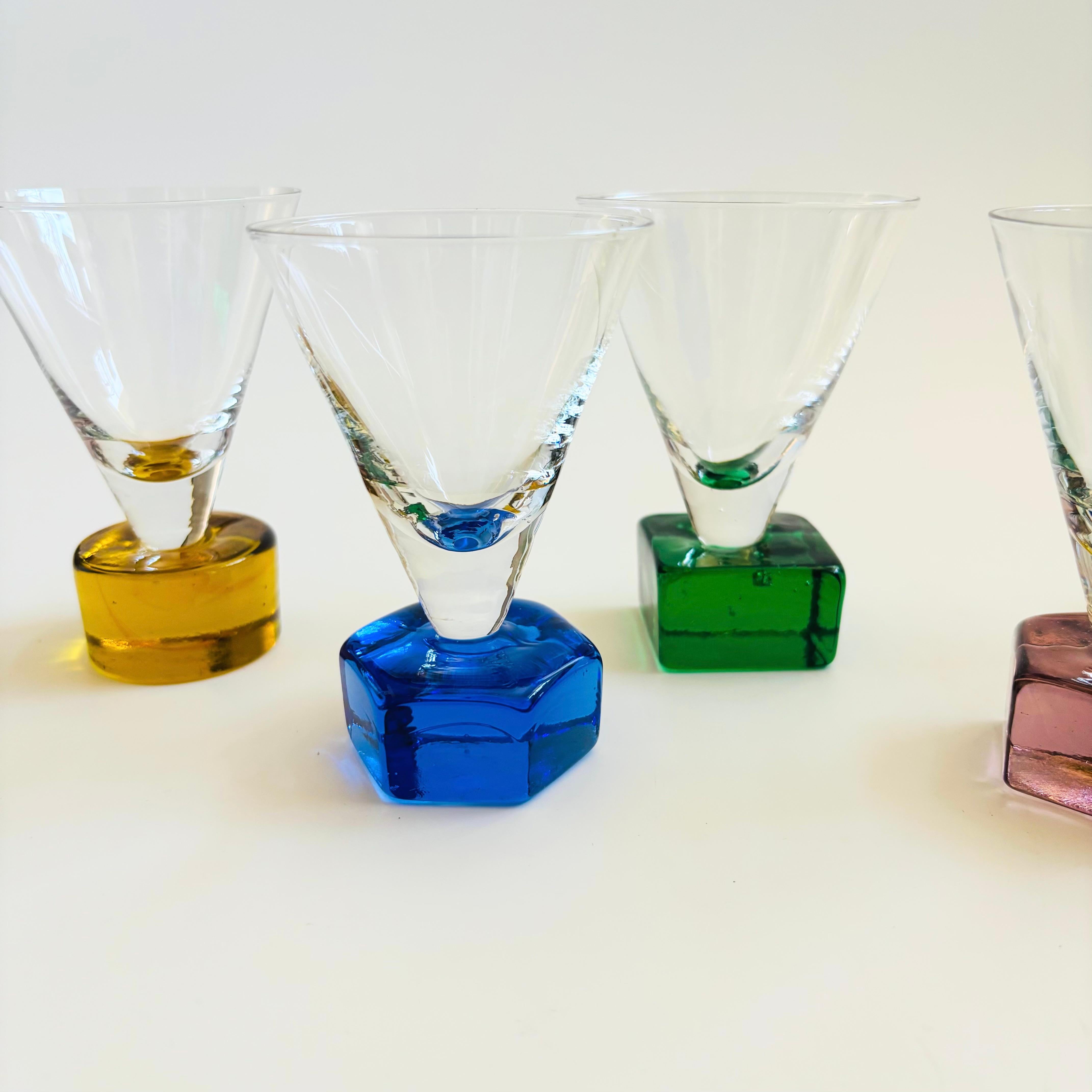 Copas Cordial Geométricas Postmodernas Italianas by Venezia - Set de 7 Italiano en venta