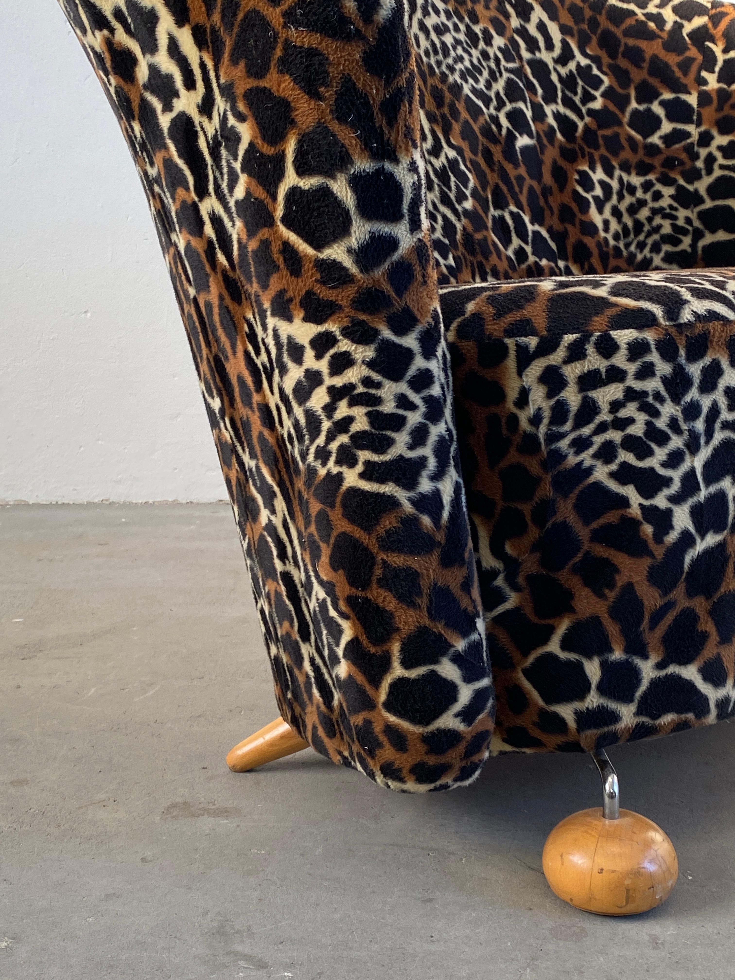 Italian Postmodern Leopard Pattern Vintage Two-Seater / Retro Modernist Loveseat 1