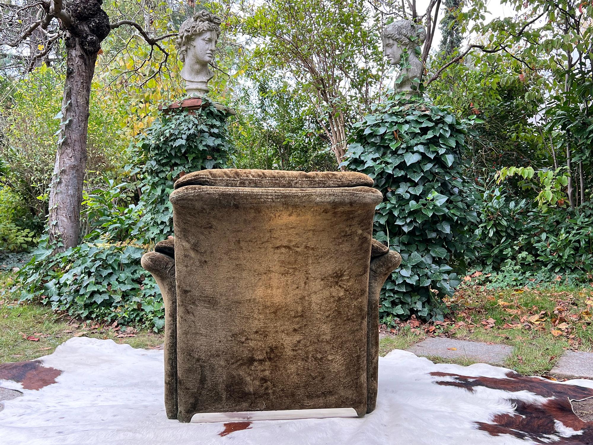 Italian Postmodern Lounge Chair from Saporiti, 1970s For Sale 3