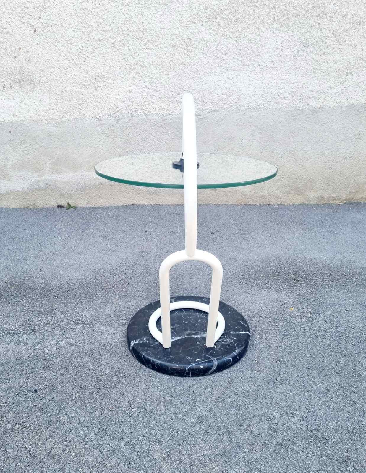 Table d'appoint postmoderne italienne en marbre et verre par Cattelan, Italie années 80 en vente 6