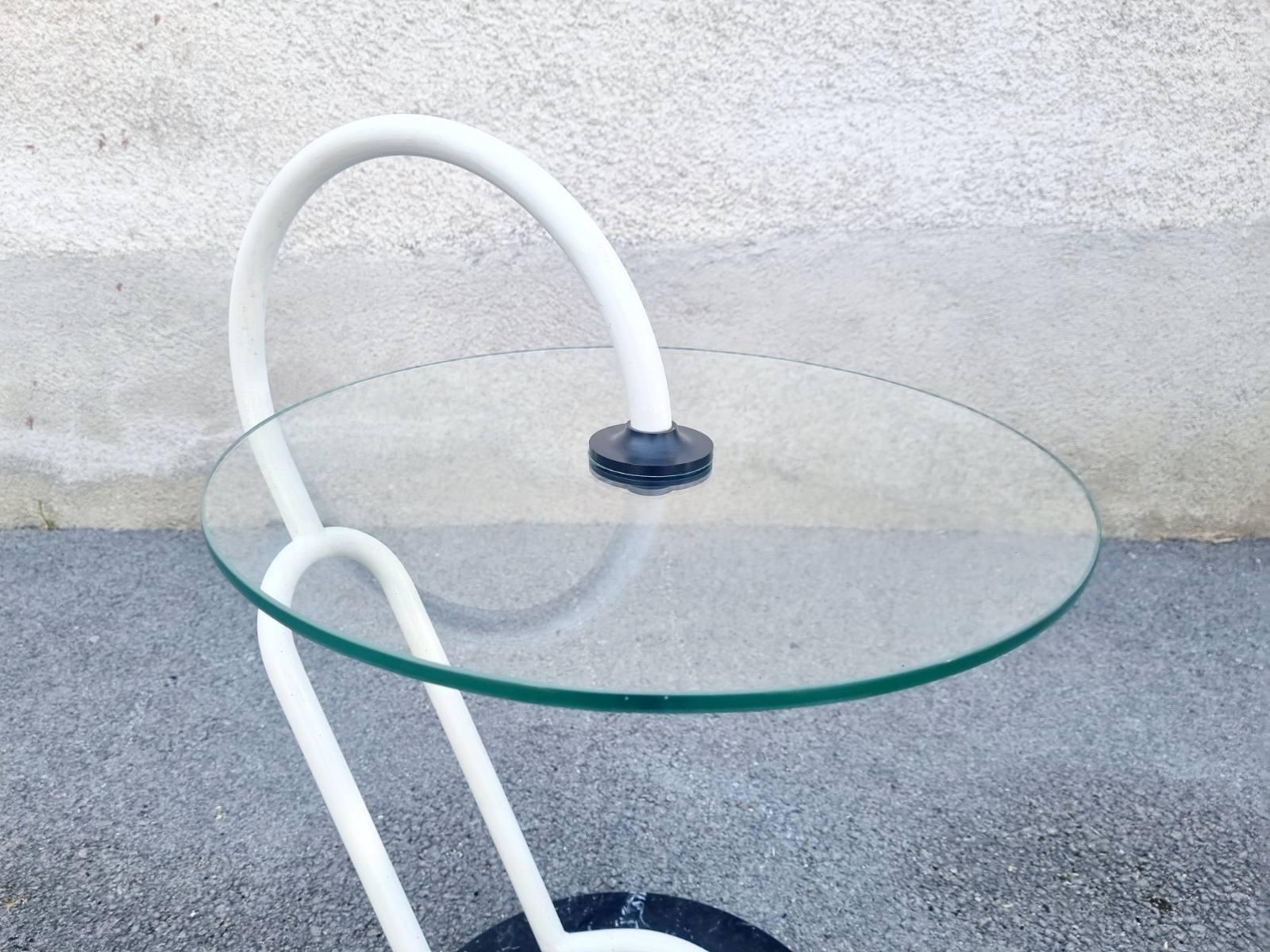 Table d'appoint postmoderne italienne en marbre et verre par Cattelan, Italie années 80 en vente 3