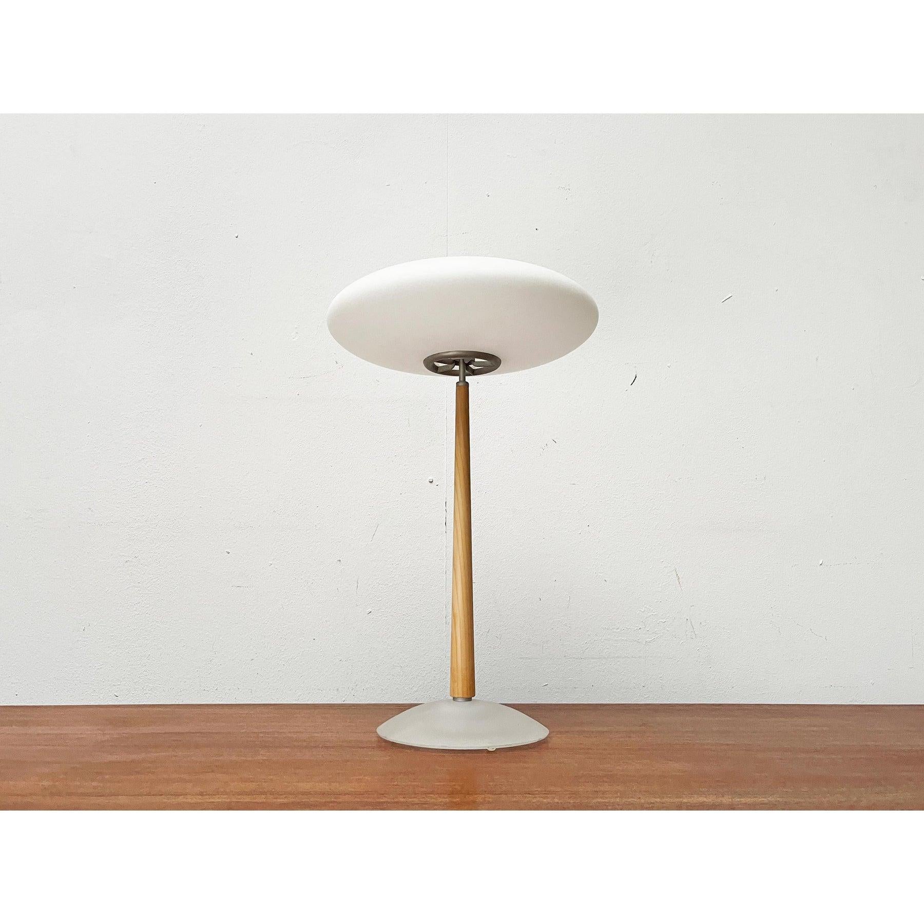 Lampada da tavolo postmoderna italiana Model Pao T2 di Matteo Thun per Arteluce, anni '90 in vendita 7