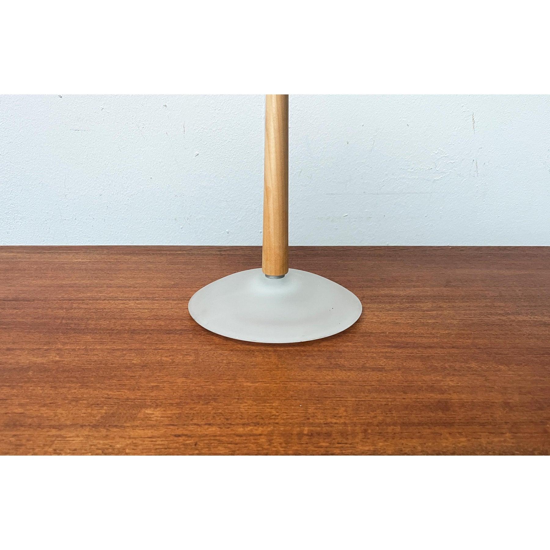 Lampada da tavolo postmoderna italiana Model Pao T2 di Matteo Thun per Arteluce, anni '90 in vendita 9