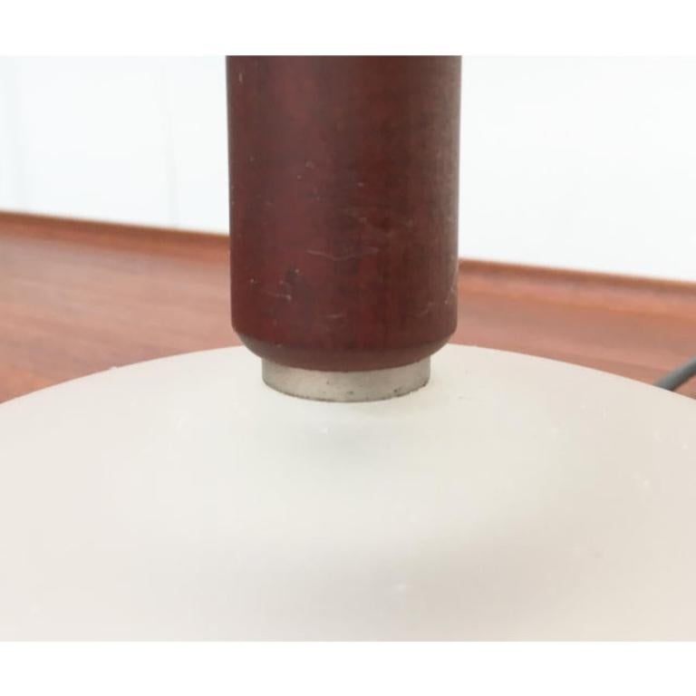 Italienische postmoderne italienische Tischlampe Modell Pao T2 von Matteo Thun für Arteluce, 1990er Jahre im Angebot 3