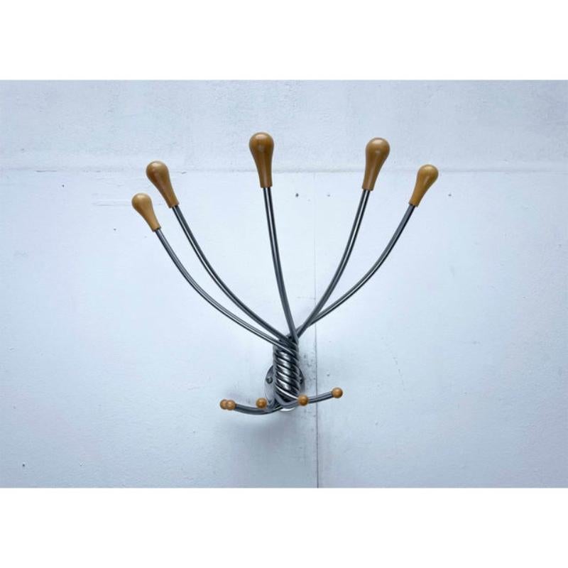 Perchero de pared italiano postmoderno Octopus de J. De Pas para Zanotta, años 90 en venta 2