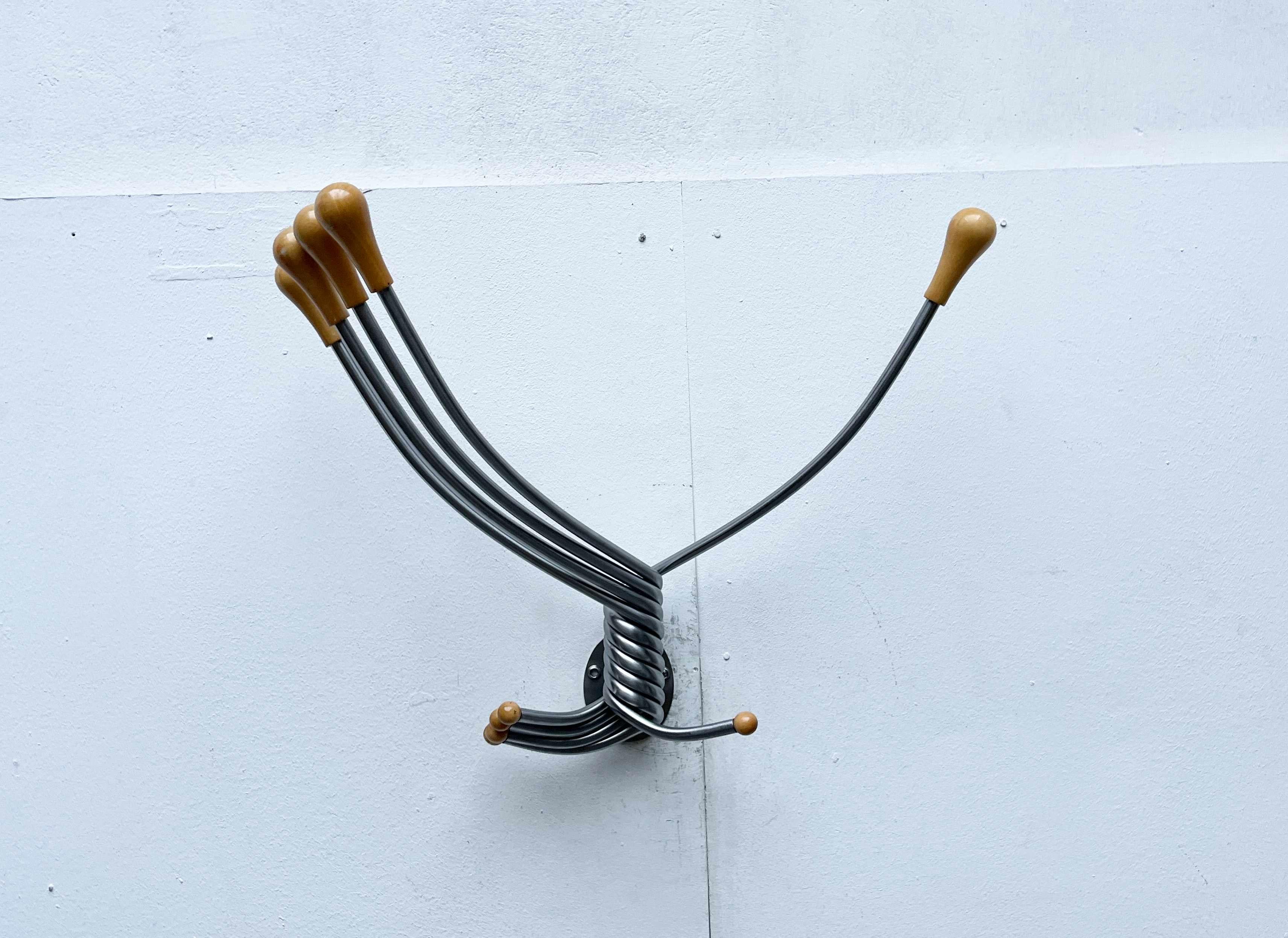 Perchero de pared italiano postmoderno Pulpo, De Pas, Lomazzi, D`Urbino para Zanotta Metal en venta