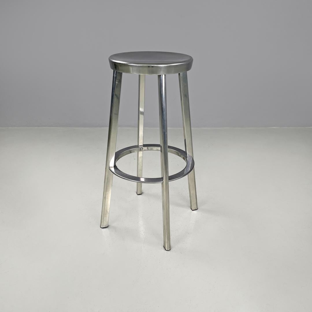 Post-Modern Italian postmodern round aluminum stools by Naoto Fukasawa for Magis, 2000s For Sale