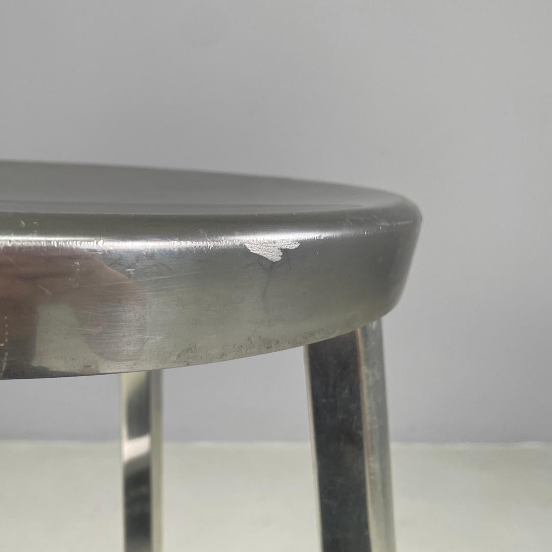 Italian postmodern round aluminum stools by Naoto Fukasawa for Magis, 2000s For Sale 3