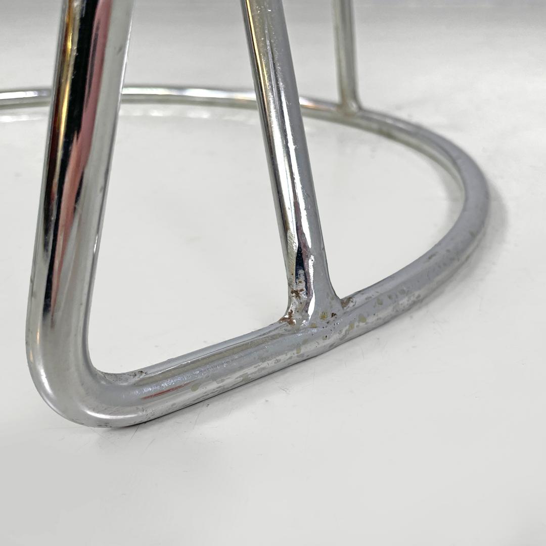 Italienischer postmoderner Hocker mit verchromtem Metallgestell und Fußstütze, 2000er Jahre im Angebot 15