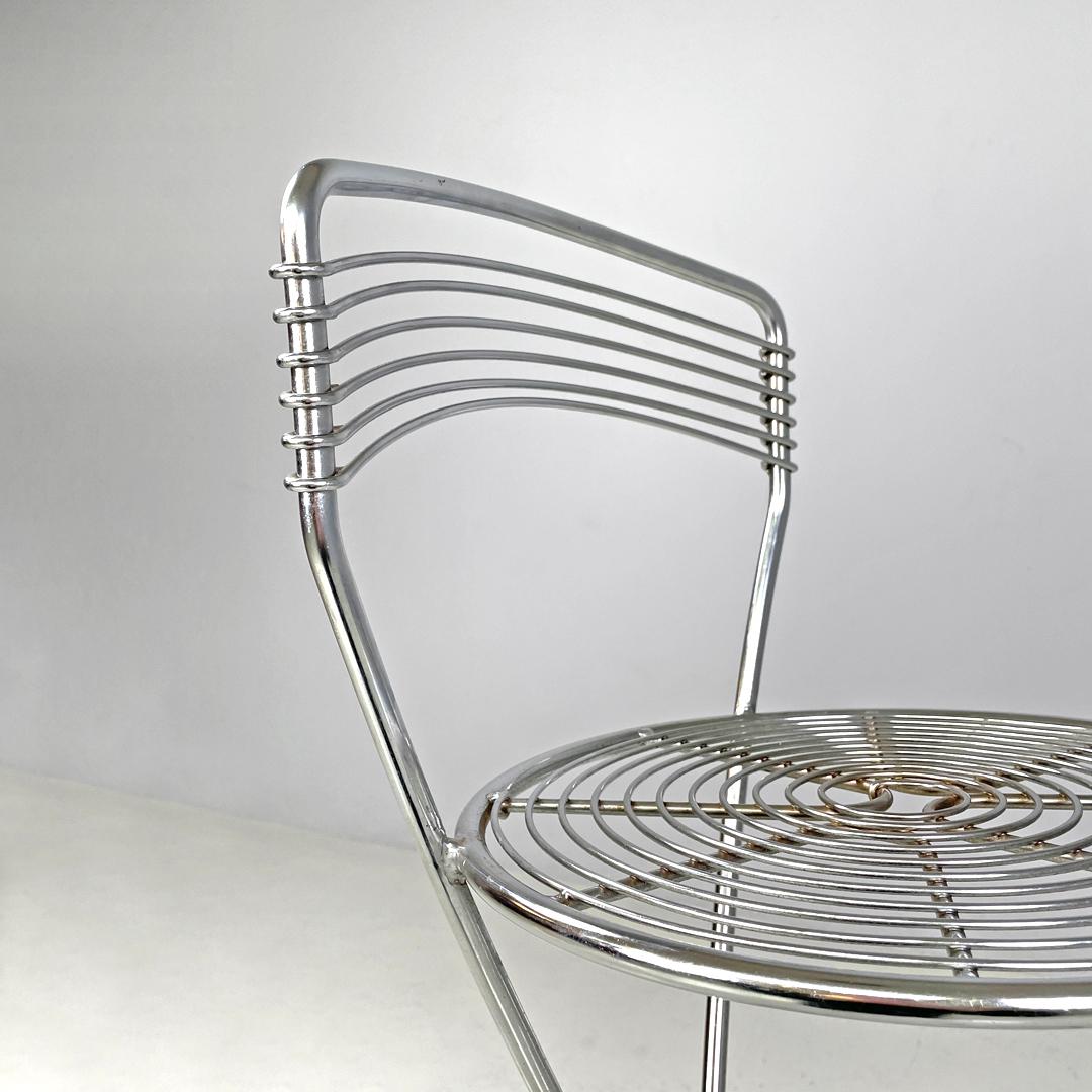 Italienischer postmoderner Hocker mit verchromtem Metallgestell und Fußstütze, 2000er Jahre im Angebot 3