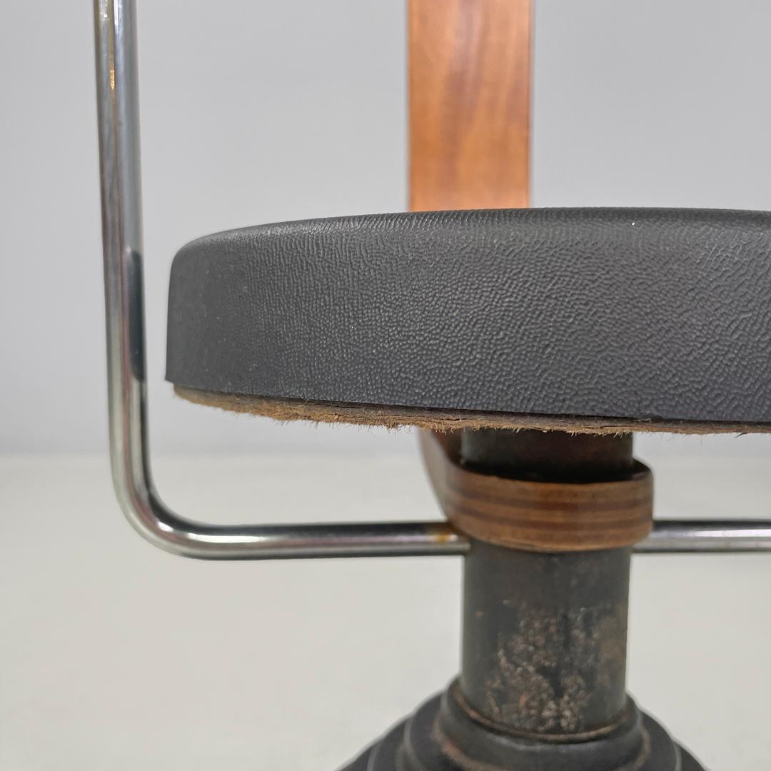 Italian postmodern round umbrella stand by Origlia in cast iron and wood, 1980s For Sale 7