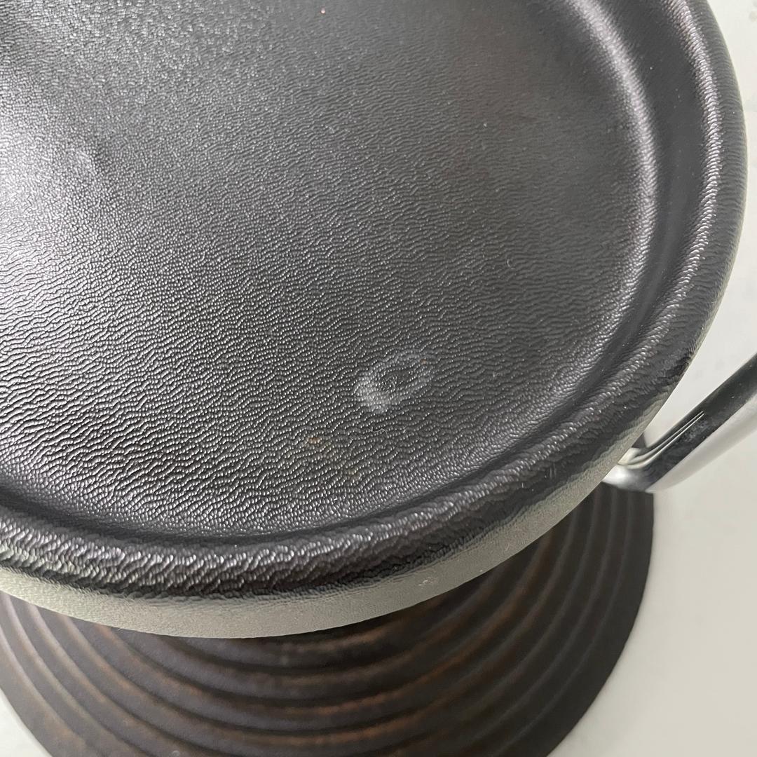 Italian postmodern round umbrella stand by Origlia in cast iron and wood, 1980s For Sale 8
