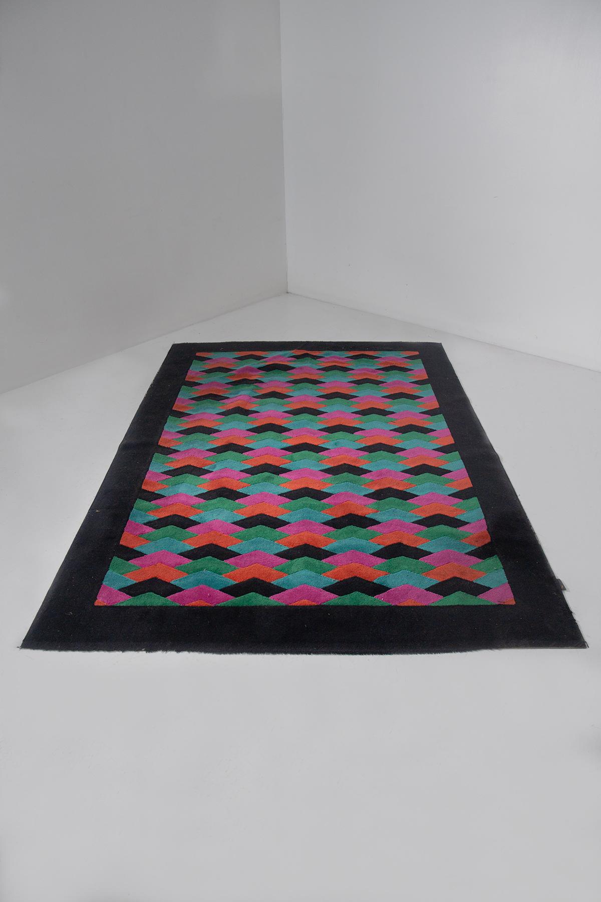 Italian postmodern rug by MiSSONI, label present In condizioni buone in vendita a Milano, IT