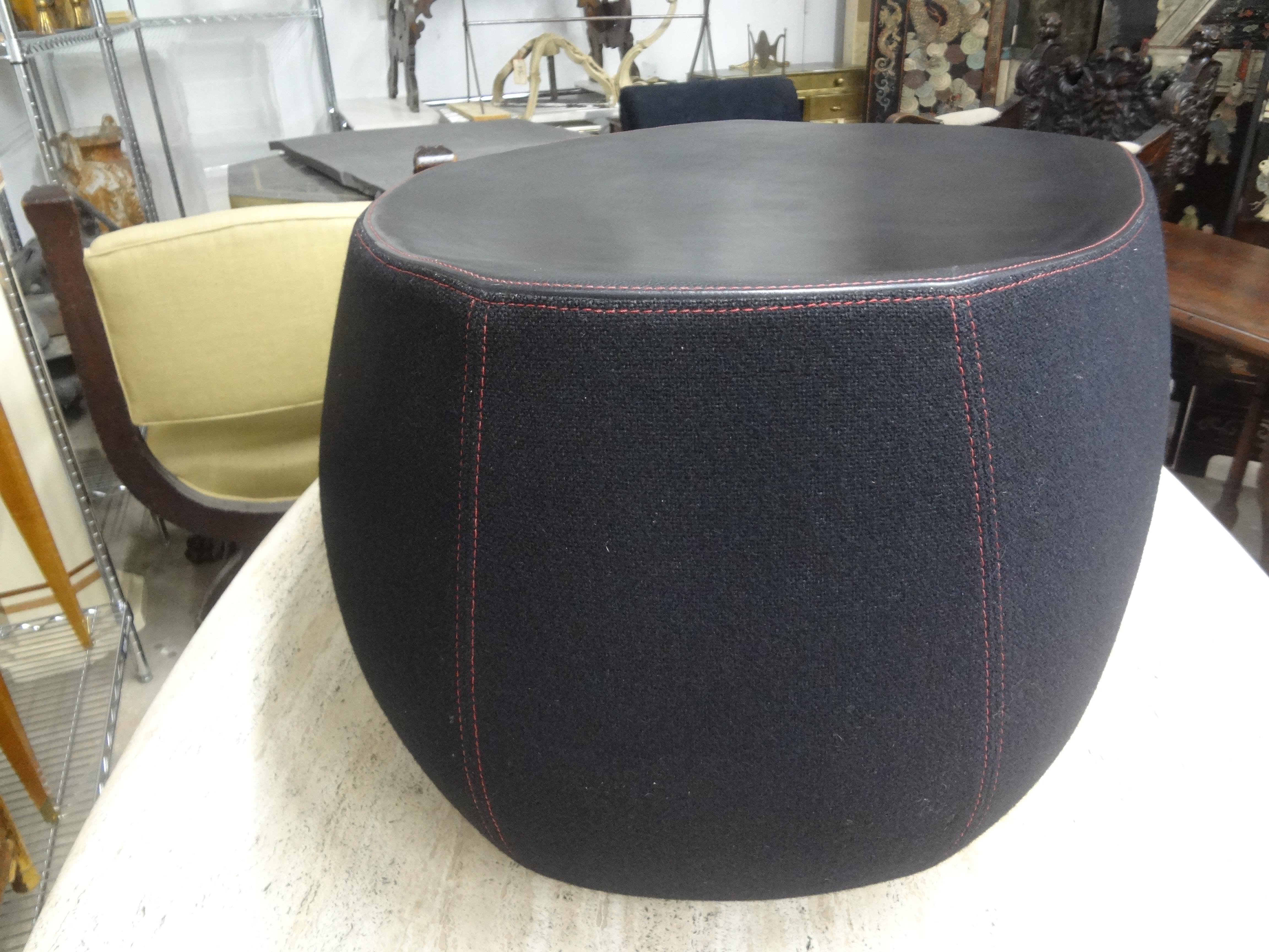 Italian Modern Sculptural Bench or Pouf by Moroso For Sale 1