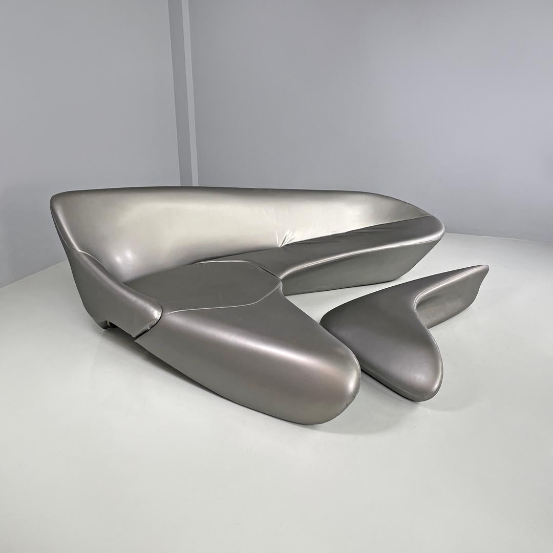 Contemporary Italian postmodern silver sofa and pouf Moon System by Zaha Hadid for B&B, 2007 For Sale