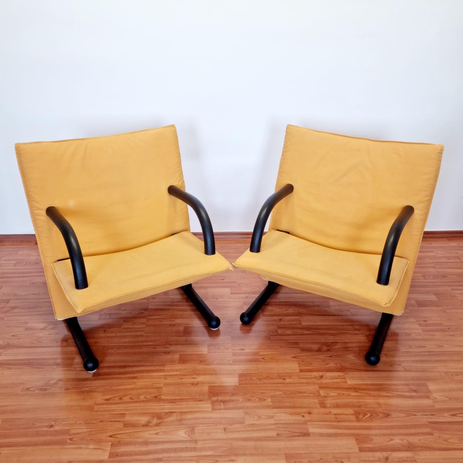 Italian PostModern T-Line Armchairs By Burkhard Voghterr for Arflex, Italy 80s For Sale 1