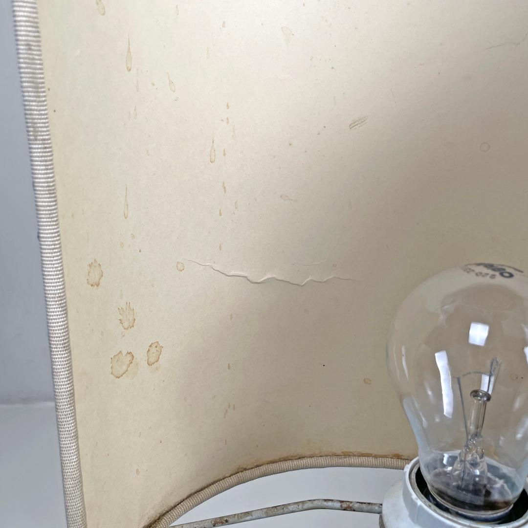 Lampes de table postmodernes italiennes en bois rouge et doré avec abat-jour en tissu, années 1980 en vente 4