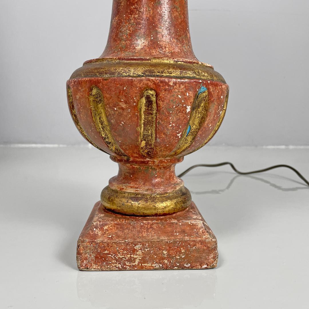 Lampes de table postmodernes italiennes en bois rouge et doré avec abat-jour en tissu, années 1980 en vente 8