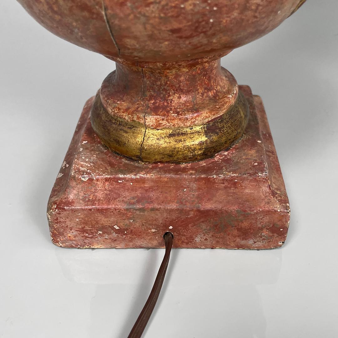 Lampes de table postmodernes italiennes en bois rouge et doré avec abat-jour en tissu, années 1980 en vente 10