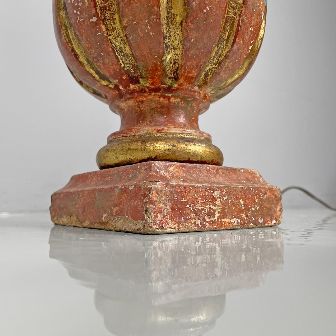 Lampes de table postmodernes italiennes en bois rouge et doré avec abat-jour en tissu, années 1980 en vente 13