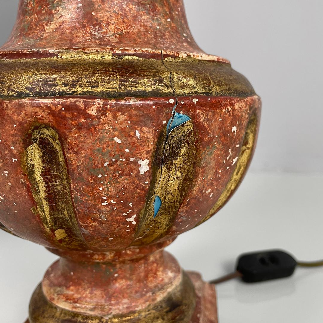 Lampes de table postmodernes italiennes en bois rouge et doré avec abat-jour en tissu, années 1980 en vente 14