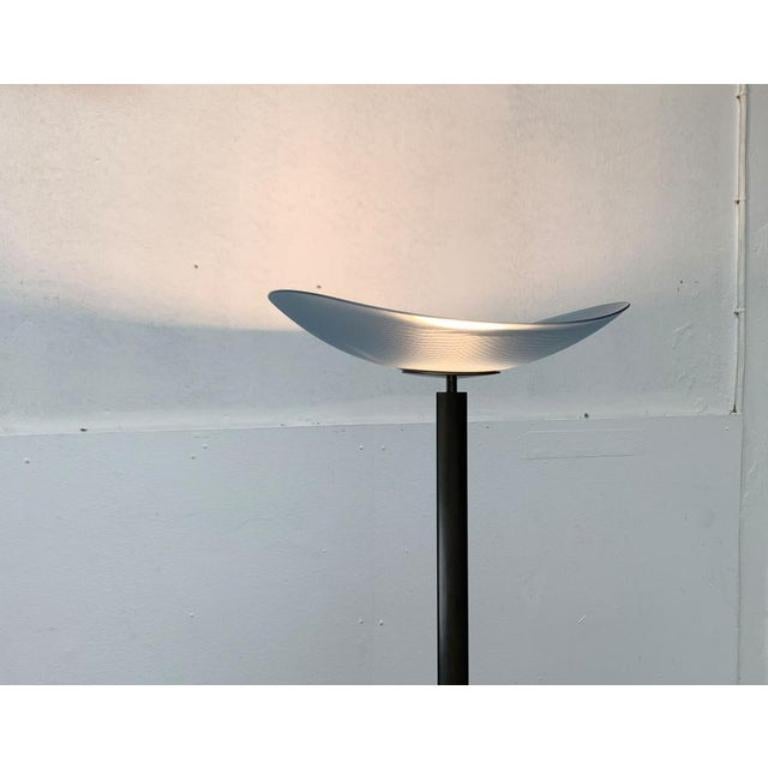 Lampadaire postmoderne italien Tebe par Ernesto Gismondi pour Artemide, années 1980 en vente 1