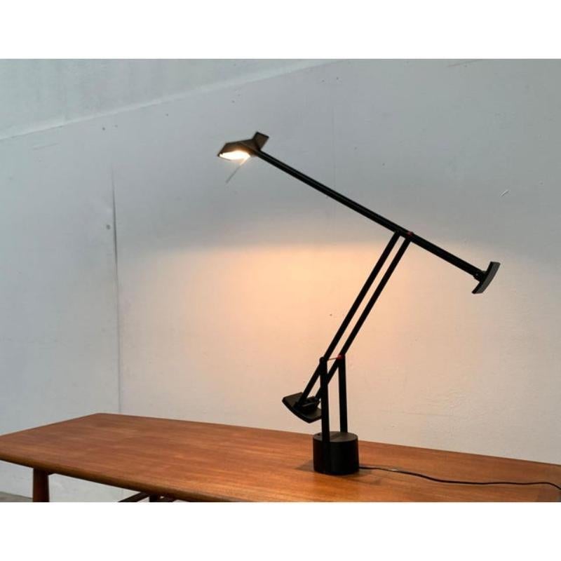 Italienische postmoderne Tizio-Tischlampe aus Italien von Richard Sapper für Artemide, 1970er Jahre im Angebot 5