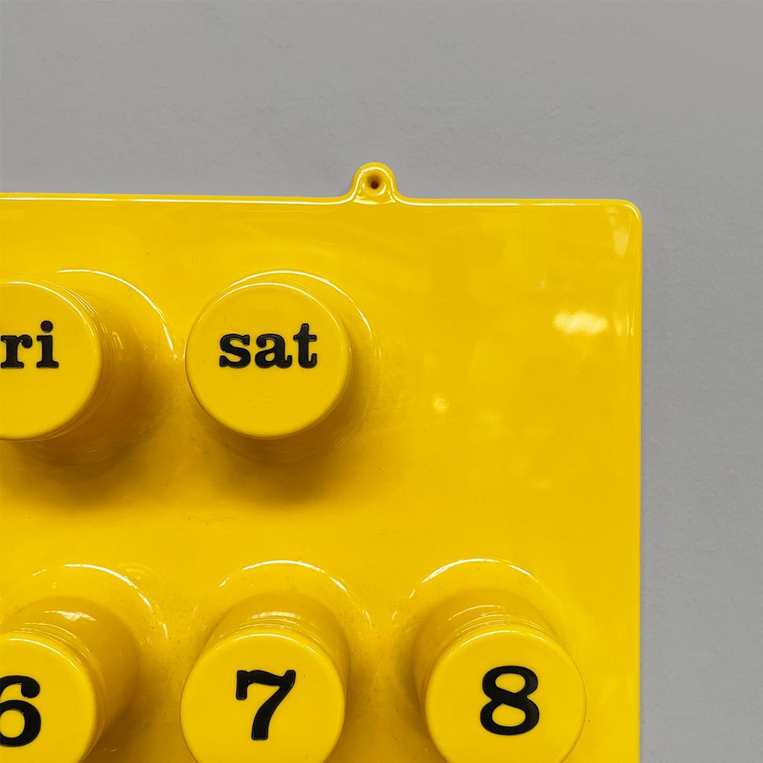 Italienischer postmoderner Wandkalender „Perpetual Calendar“ von Della Beffa für Ring a Date, 2000er Jahre im Angebot 1