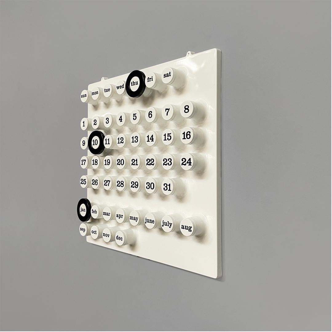 Italienischer postmoderner Wandkalender „Perpetual Calendar“ von Della Beffa für Ring a Date, 2000er Jahre (Postmoderne) im Angebot